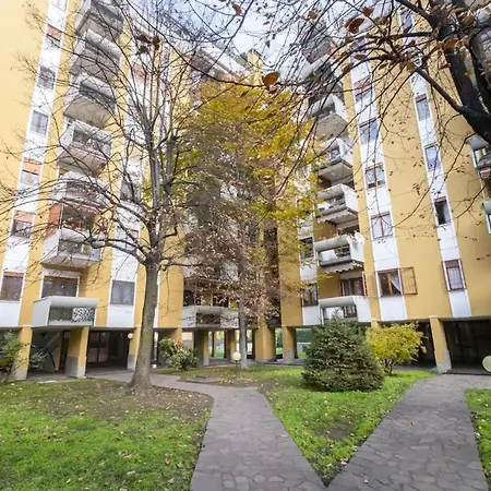 Lägenhet Moncler House Navigli Milano