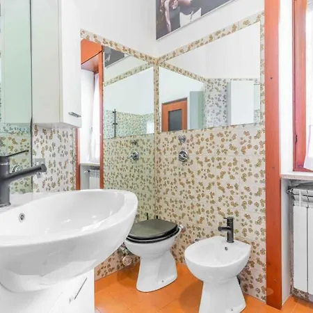 Moncler House Navigli Lägenhet *