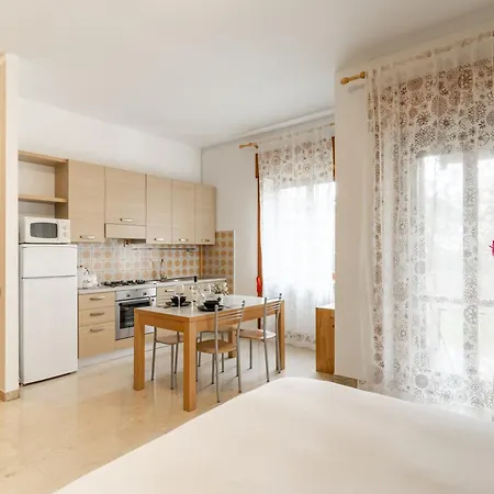 Lägenhet Moncler House Navigli *