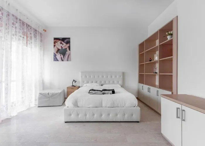 Moncler House Navigli Appartamento Milano