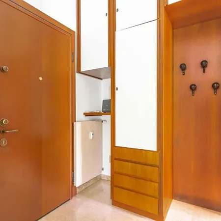 Moncler House Navigli Daire